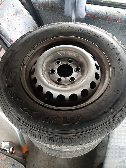 235/65 16c