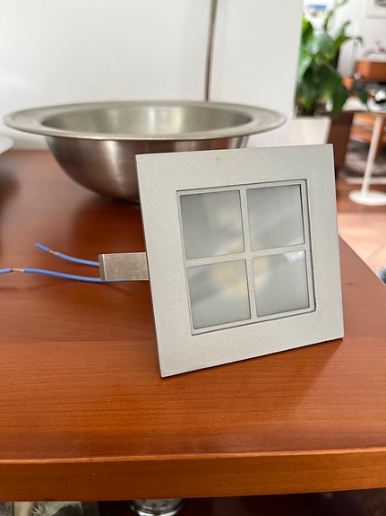 LED valaisimia