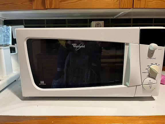 Whirlpool mikroaaltouuni valkoinen