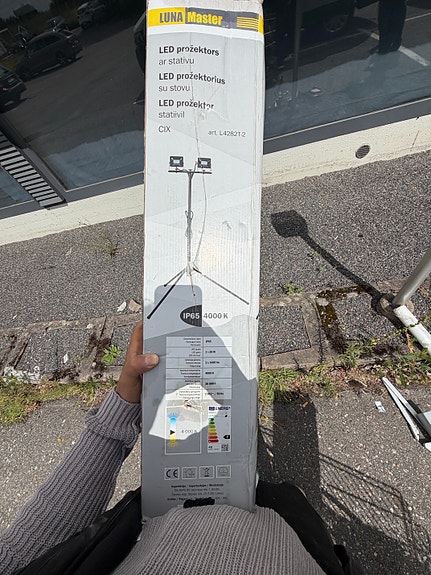 Luna Master LED -työvalaisin jalustalla