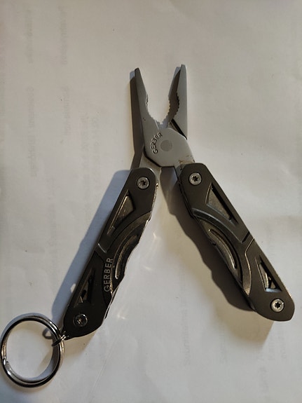 Gerber mini Monitoimityökalu avaimenperällä