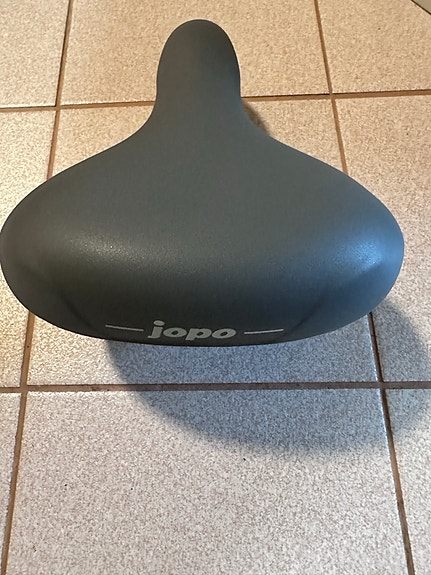 Jopo polkupyörän satula harmaa Uusi