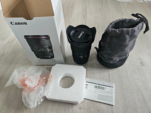 Canon EF 16-35mm f/4L IS USM laajakulmaobjektiivi, kuin uusi