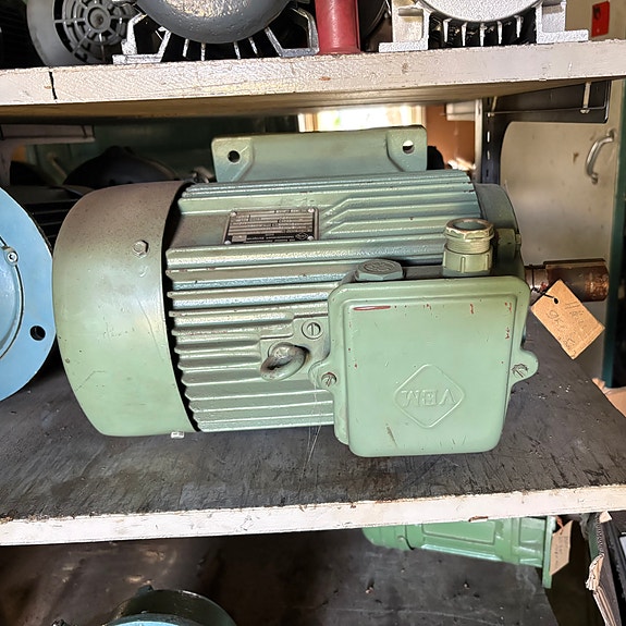VEM-sähkömoottori, 3-vaiheinen 4 kW, 950 RPM