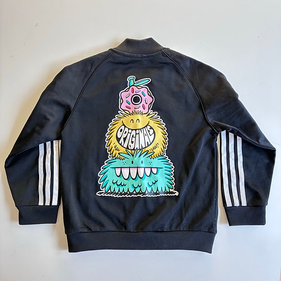 Adidas verryttelytakki 116