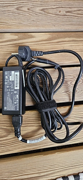 Laturi HP tietokone 65W