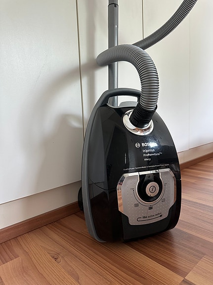 Bosch ProPerform BGL8 -pölynimuri
