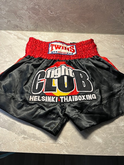 Helsinki Thaiboxing Club Fight Club Muay Thai shortsit