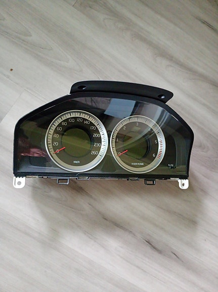 Volvo mittaristo v70/s80