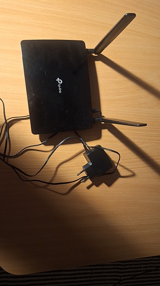 TP-Link reititin