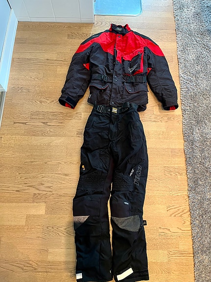 Naisten moottoripyörä takki ja housut, koko xs