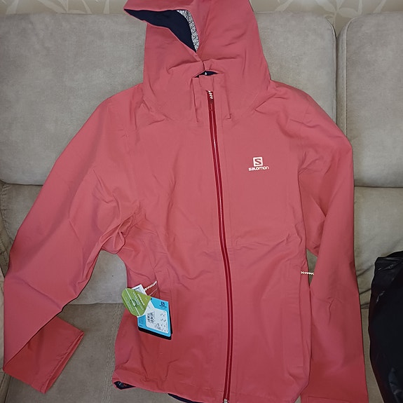 Salomon uusi takki Xs