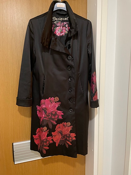 Product image 1 of 10