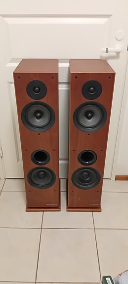 Wharfedale Emerald EM 97 MK IV