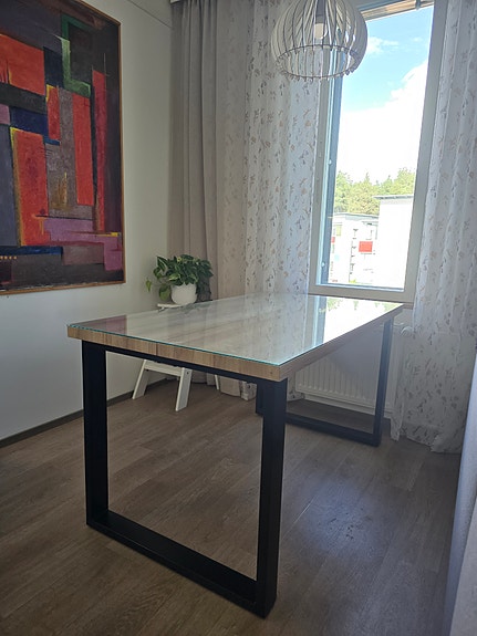 Asko ruokapöytä