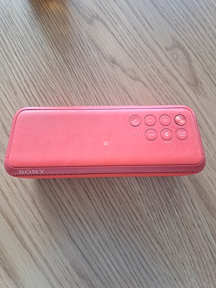 Sony kaiutin SRX-XB3