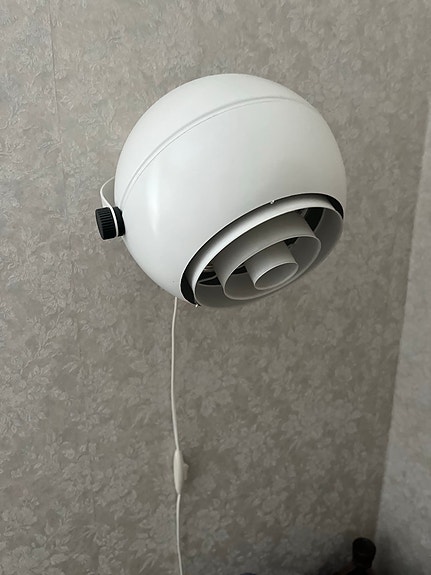 Orno Ping Pong seinävalaisin