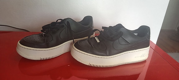 nike tennarit