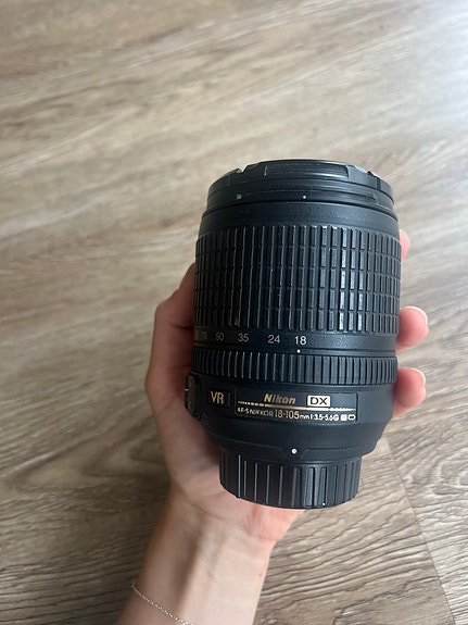 Nikon DX VR zoom-objektiivi