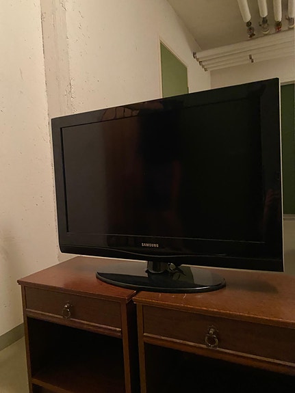 Samsung LE32C355D1W 32" LCD-televisio