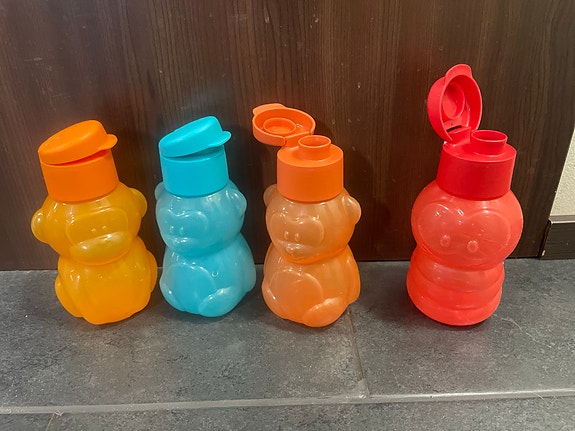 Tupperware lasten 3,3dl juomapullot eläinhahmot, 4 kpl