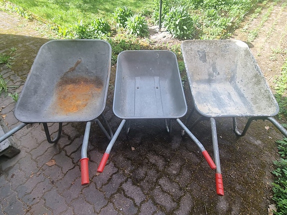 Käytettyjä kottikärryjä