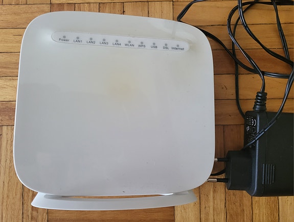 TeleWell TW-EAV510 ADSL2+ / VDSL2 -modeemi ja WLAN-reititin
