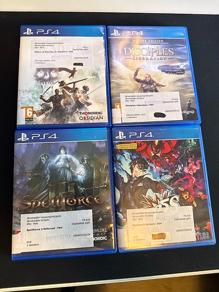 PlayStation 4 pelit 4kpl