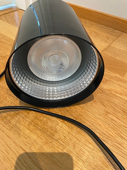 Airam Fiora led kasvivalaisin/kasvilamppu musta