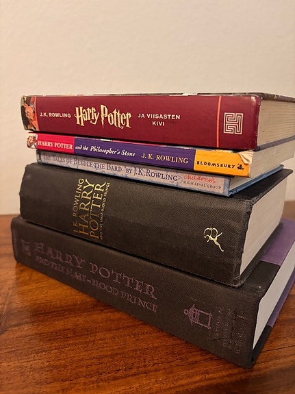 Harry Potter books in English (and one in Finnish)