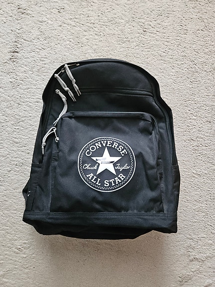 Converse-reppu, sis.läppäritaskun