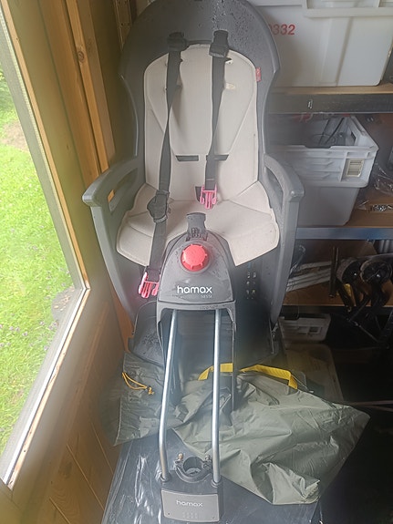 Hamax pyörän lastenistuin
