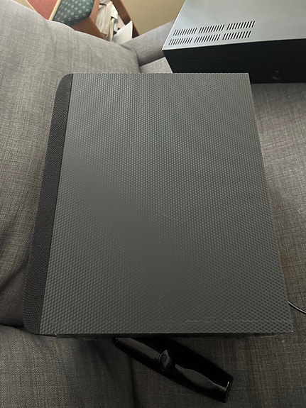 LG SPQ3-W langaton subwoofer musta