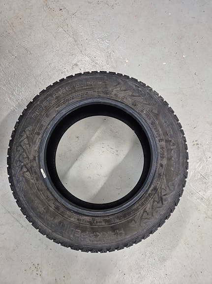 Nokian Hakkapeliitta C3 215/65R16 1kpl