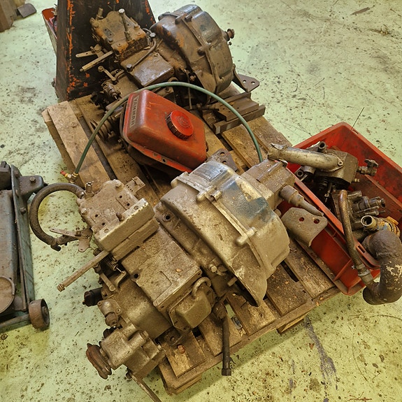 Yanmar Diesel YSE8 keskimoottori veneeseen