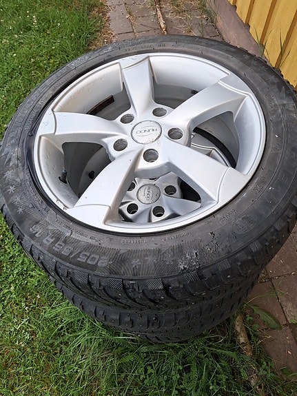 Toyota vanteet 16"