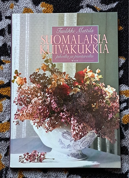 Suomalaisia kuivakukkia