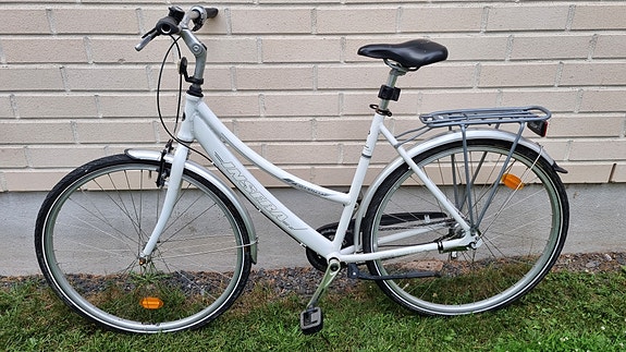 Insera Evolution naisten kaupunkipyörä 54 cm 28"