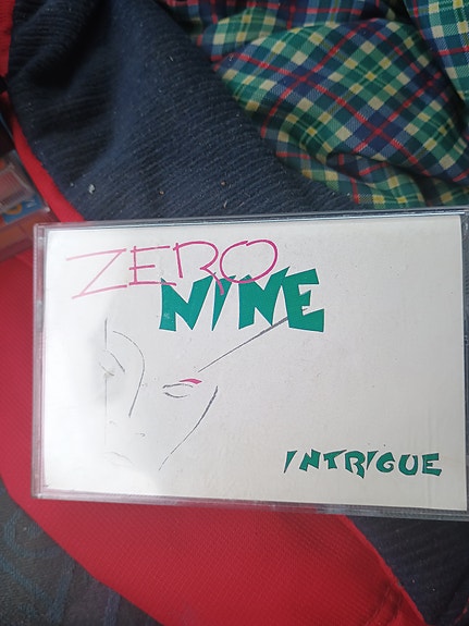 Zero Nine Intrigue kasetti