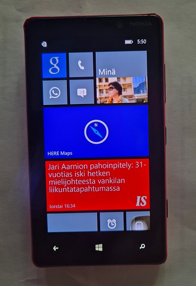 Nokia Lumia  820