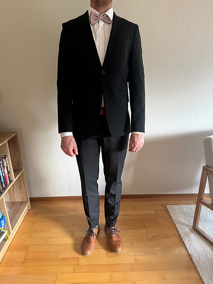 Miesten musta juhlapuku