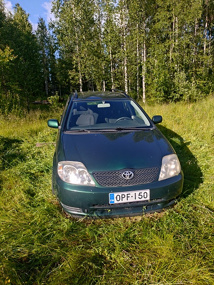 Toyota Corolla 1.6 bensa stw 2002