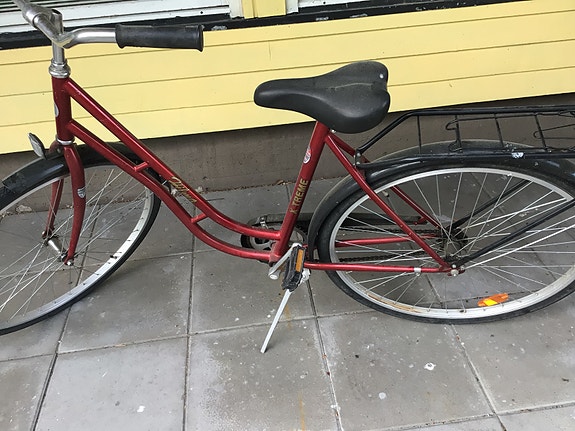 Naisten polkupyörä