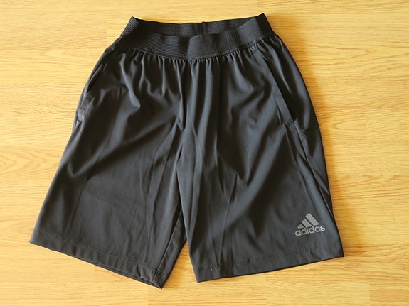 Adidas uimashortsit / urheilushortsit, miesten pieni koko / nuorten koko