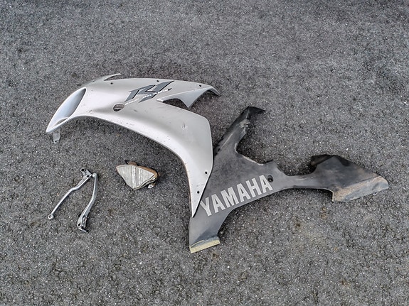 Yamaha R1 2004-2005 osia