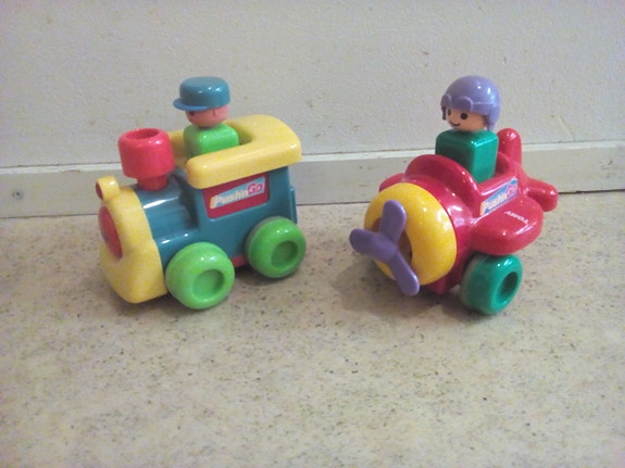 Lasten lelu auto 4