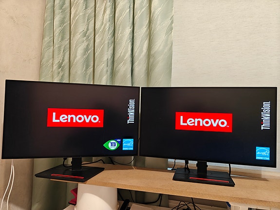 Lenovo ThinkVision P27h-20 ja P27q-20 – 27" QHD IPS-näytöt