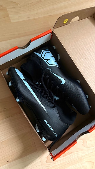NIKE nappulakengät