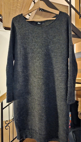 Alpan Chilly-neulemekko, L