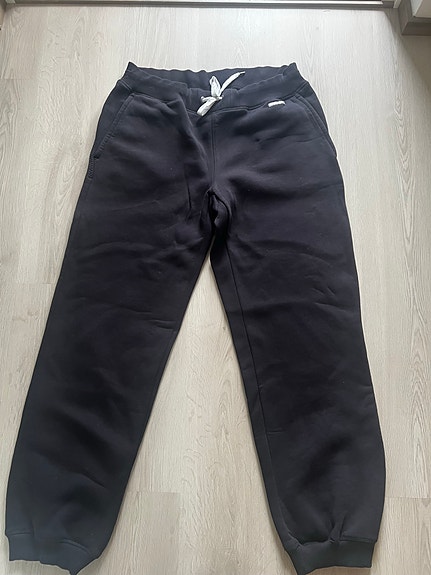 Peak Performance collegehousut XL musta
